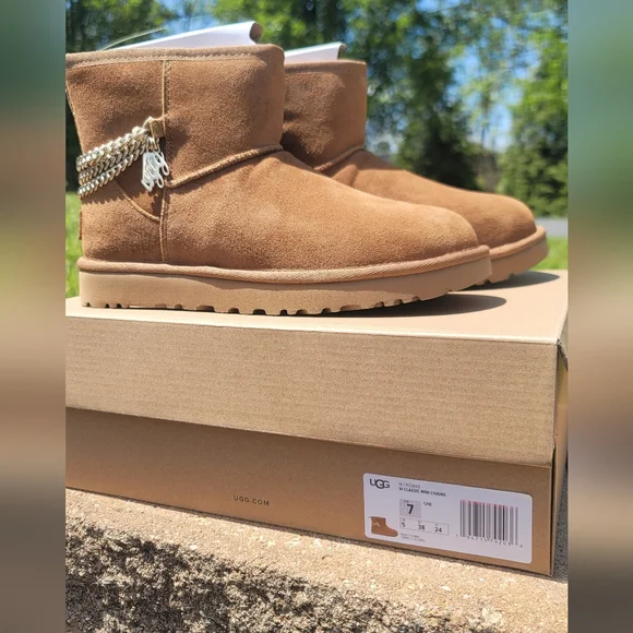 Ugg booties - Picture 7 of 9